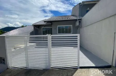 Casa com 2 dormitórios à venda, 62 m² por R$ 450.000,00 - Centro - Pomerode/SC