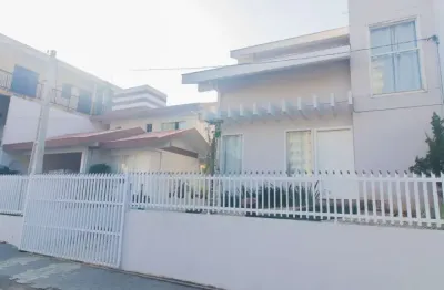 Casa com 3 dormitórios à venda, 330 m² por r$ 1.400.000,00 - itoupava central - blumenau/sc