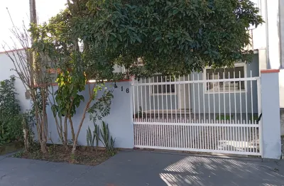 Vende casa em balneário camboriú documentada e bem agradável