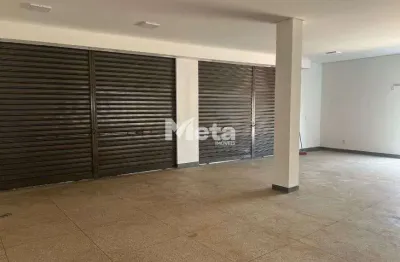 Sala comercial para alugar no planalto, uberlândia  por r$ 2.400