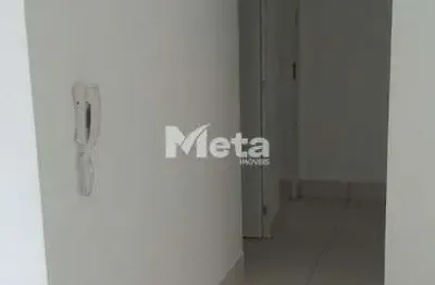Apartamento com 2 quartos para alugar no tubalina, uberlândia  por r$ 1.300