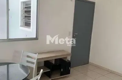 Apartamento com 2 quartos para alugar no shopping park, uberlândia  por r$ 1.200