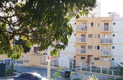 Apto 2 qtos 54m2 área útil ,  2 garagens, condom $263 / com proprietário