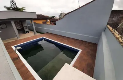 Casa de alto padrão à venda em itanhaém – 3 dormitórios com piscina e churrasqueira, próximo à praia!