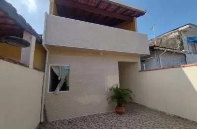 Sobrado à venda em mongaguá, balneário itaguai, com 2 quartos, com 97 m²