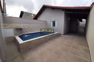 Casa nova, com excelente localização e lazer completo para toda a família em mongaguá