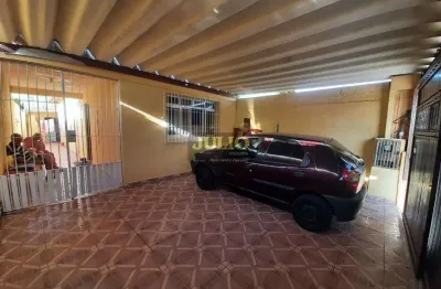 Casa à venda em mongaguá, flórida mirim, com 3 quartos, com 130 m²