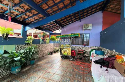 Casa à venda em Mongaguá, Flórida Mirim, com 2 quartos, com 60.5 m²