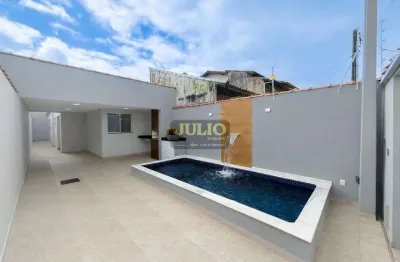 Casa com Piscina à Venda em Corumbá, Itanhaém | 2 Dormitórios e Churrasqueira
