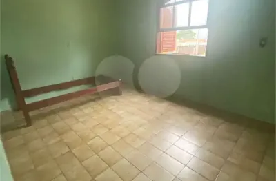 Casa com 3 quartos à venda na Pascoal Bortholo, Corrupira, Jundiaí