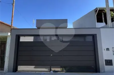 Casa com 3 quartos à venda na Ministro Manoel Da Costa Manso, Vila Rio Branco, Jundiaí