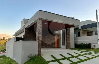 Casa térrea com 3 quartos à venda em residencial vila victoria - sp