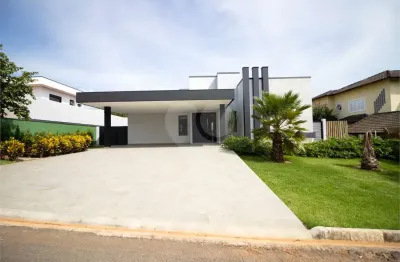 Condomínio com 4 quartos à venda em residencial dos lagos - sp