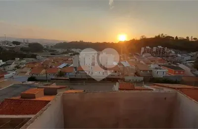 Casa com 5 quartos à venda na Professora Benedita Siqueira De Godoy, Jardim Roma, Jundiaí
