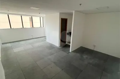 Sala comercial para alugar na Rua Anchieta, Vila Boaventura, Jundiaí