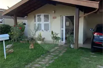 Casa em condomínio fechado com 3 quartos à venda na Angelo Steck, Vila Nova Louveira, Louveira
