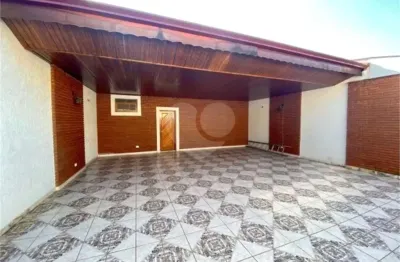 Casa com 4 quartos à venda na ÂNgelo Riveli, Jardim da Fonte, Jundiaí