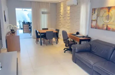 Casa em condomínio fechado com 3 quartos à venda na Rua Antônio Negrello, 511, Apaga Fogo, Valinhos