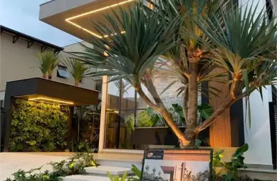 Terreno em condomínio fechado à venda na Riviera, Bertioga 