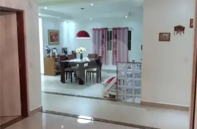 Casa com 3 quartos à venda na João Martins Rodrigues, Centro, Eldorado