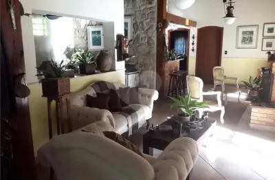 Chácara / sítio com 3 quartos à venda na Paulo Ferraz Dos Reis, 1234, Santa Clara, Jundiaí