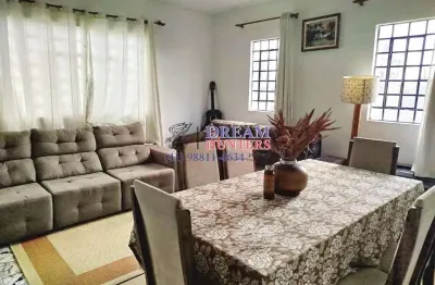 Casa com 2 quartos à venda na rua professor nivaldo braga, 568, cajuru, curitiba, 199 m2 por r$ 600.000