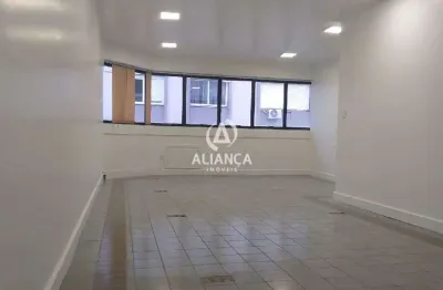 Mobiliada
área privativa: 90,00 m²
sala de andar
dividida em 3 salas
1