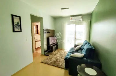 Piso laminado e ceramico
pet não
2 dormitorios
1 sala, 
1 cozinha, 
1
