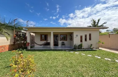 Casa com 3 quartos à venda na Rua Das Casuarianas, 205, Quatro Lagos, Arroio do Sal