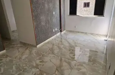 Apartamento com 2 quartos à venda na rua moacir de almeida, 219, tomás coelho, rio de janeiro, 45 m2 por r$ 155.000