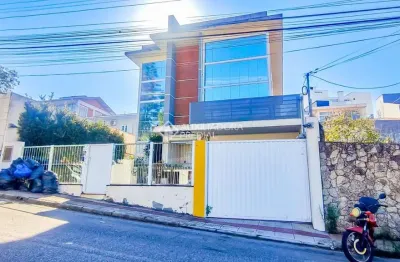 Casa com 3 quartos à venda na rua doutor odilon gallotti, 513, capoeiras, florianópolis, 233 m2 por r$ 1.500.000