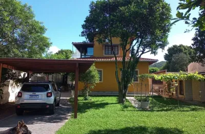 Casa com 3 quartos à venda na servidão tomaz joão damázio, 267, são joão do rio vermelho, florianópolis, 106 m2 por r$ 980.000
