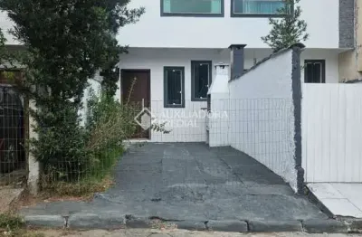 Casa com 2 quartos à venda na servidão aquífero guarani, 788, são joão do rio vermelho, florianópolis, 57 m2 por r$ 280.000