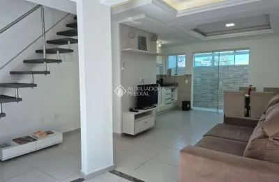 Casa em condomínio fechado com 2 quartos à venda na Travessa Nildo Neponoceno Fernandes, 292, Ingleses do Rio Vermelho, Florianópolis, 71 m2 por R$ 325.000