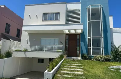 Casa em Condomínio para Locação em Rio das Ostras, Alphaville, 4 dormitórios, 4 suítes, 6 banheiros, 2 vagas