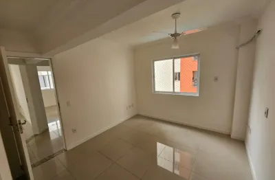 Quadra mar com vista para o mar – pé na areia!  não perca essa oportunidade de viver pertinho do mar! apartamento com excelente localização, vista deslumbrante e todo o conforto que você merece para c