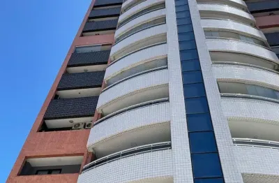 Excelente localização!! apto de 83m2 com 3 quartos no meireles