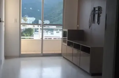 Vendo apartamento no 9º Andar com Suíte, Varanda e Design Moderno no Rio Comprido!