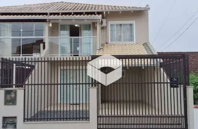 Sobrado com 3 dormitórios à venda, 133 m² por r$ 780.000,00 - itacolomi - balneário piçarras/sc