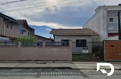 Casa com 2 dormitórios à venda, 60 m² por R$ 380.000,00 - Vila Nova - Joinville/SC