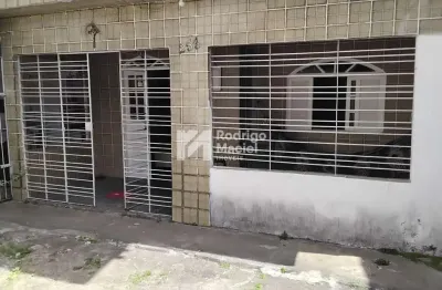 Casa com 3 quartos à venda no Timbí, Camaragibe 