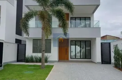 Casa de alto padrão em condomínio no recreio dos bandeirantes!