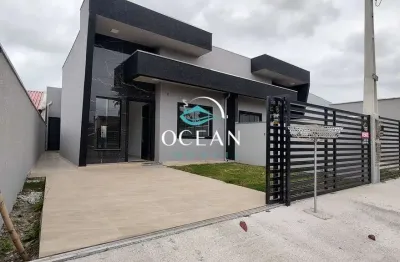 Casa nova com Piscina em pontal do Parana