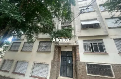 Apartamento com 3 quartos para alugar na rua jaime telles, 83, petrópolis, porto alegre por r$ 3.400