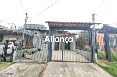 Casa com 2 quartos para alugar na rua lelis leo garcia espartel, 97, hípica, porto alegre por r$ 2.900