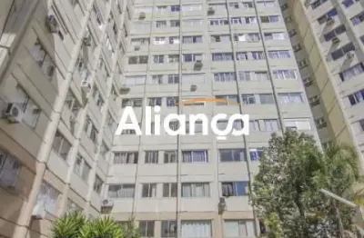 Apartamento com 2 quartos para alugar na rua albion, 402, partenon, porto alegre por r$ 1.720
