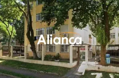 Apartamento com 2 quartos para alugar na rua walter ferreira, 75, humaitá, porto alegre por r$ 1.300