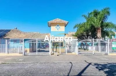 Casa em condomínio fechado com 3 quartos para alugar na avenida josé aloísio filho, 889, humaitá, porto alegre por r$ 2.630