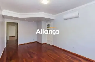 Apartamento com 3 quartos para alugar na rua giordano bruno, 55, rio branco, porto alegre por r$ 4.300