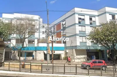 Apartamento com 3 quartos para alugar na avenida clemenciano barnasque, 70, teresópolis, porto alegre por r$ 2.400